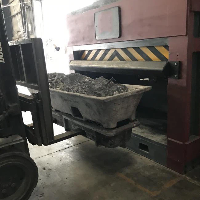 Alumimum dross compact